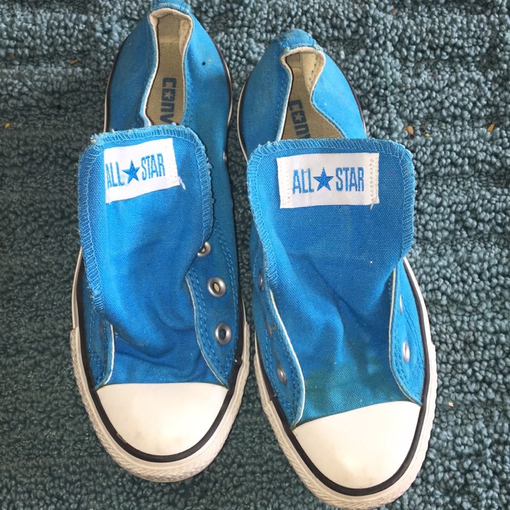 Blue converse